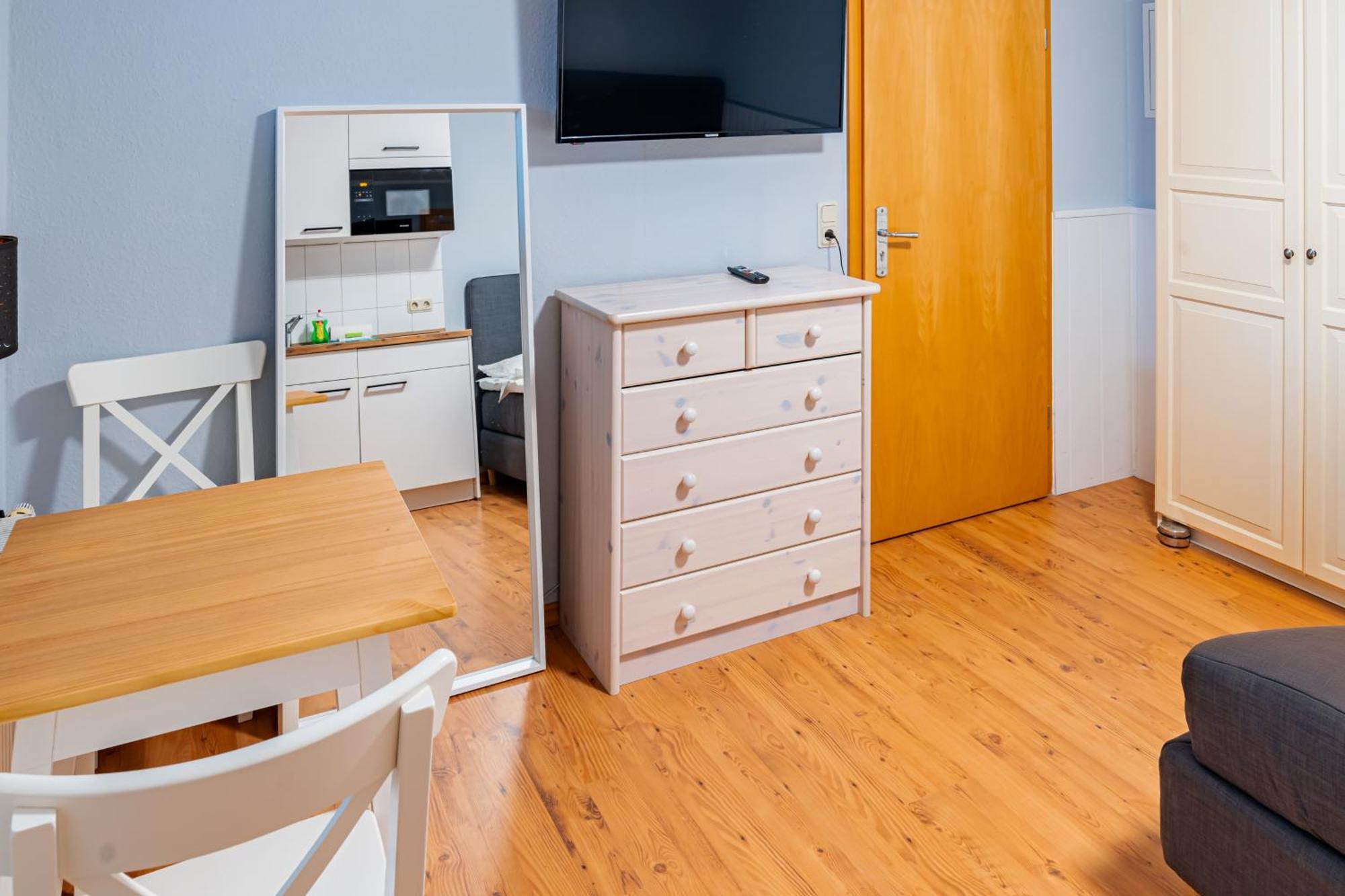 Apartmenthaus Chrischanshof 罗斯托克 外观 照片